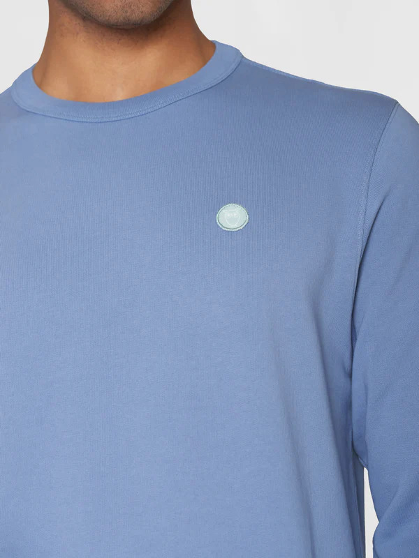 Knowledge Cotton Apparel ERIK Basic Badge Sweatshirt Moonlight Blue - 2