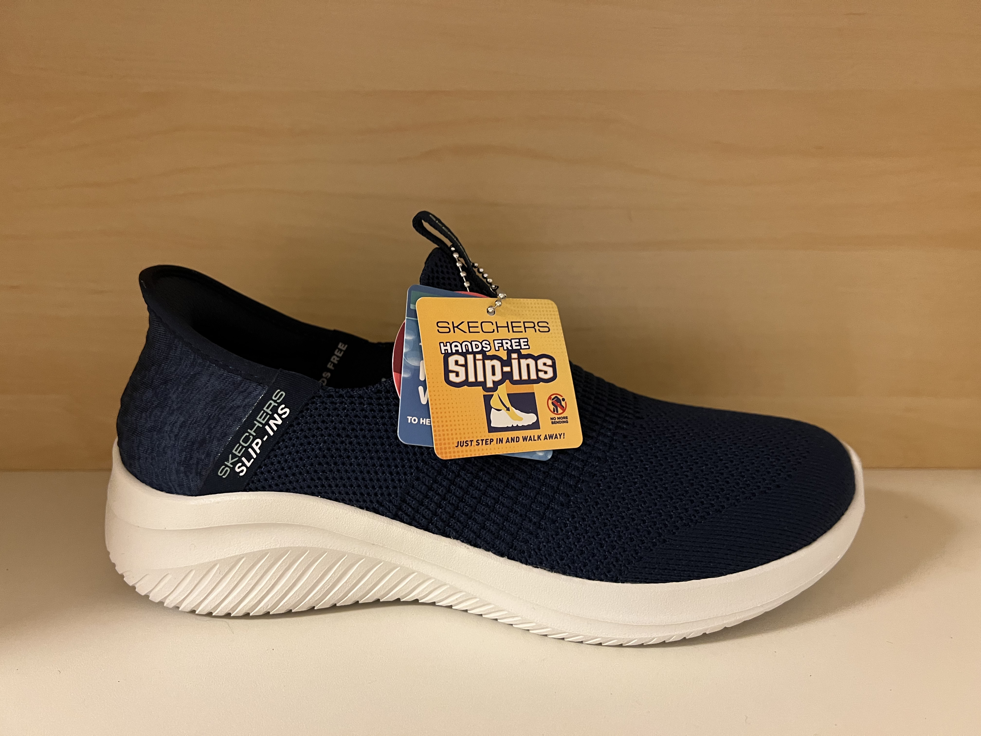 SKECHERS Womens Slip-ins, Ultra Flex och med  Memory Foam innersula.