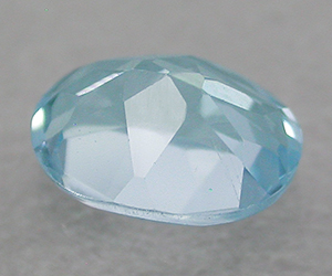Piedra preciosa de topacio azul cielo natural de talla ovalada de 7x5 mm calibrada de 1,09 ct - 2