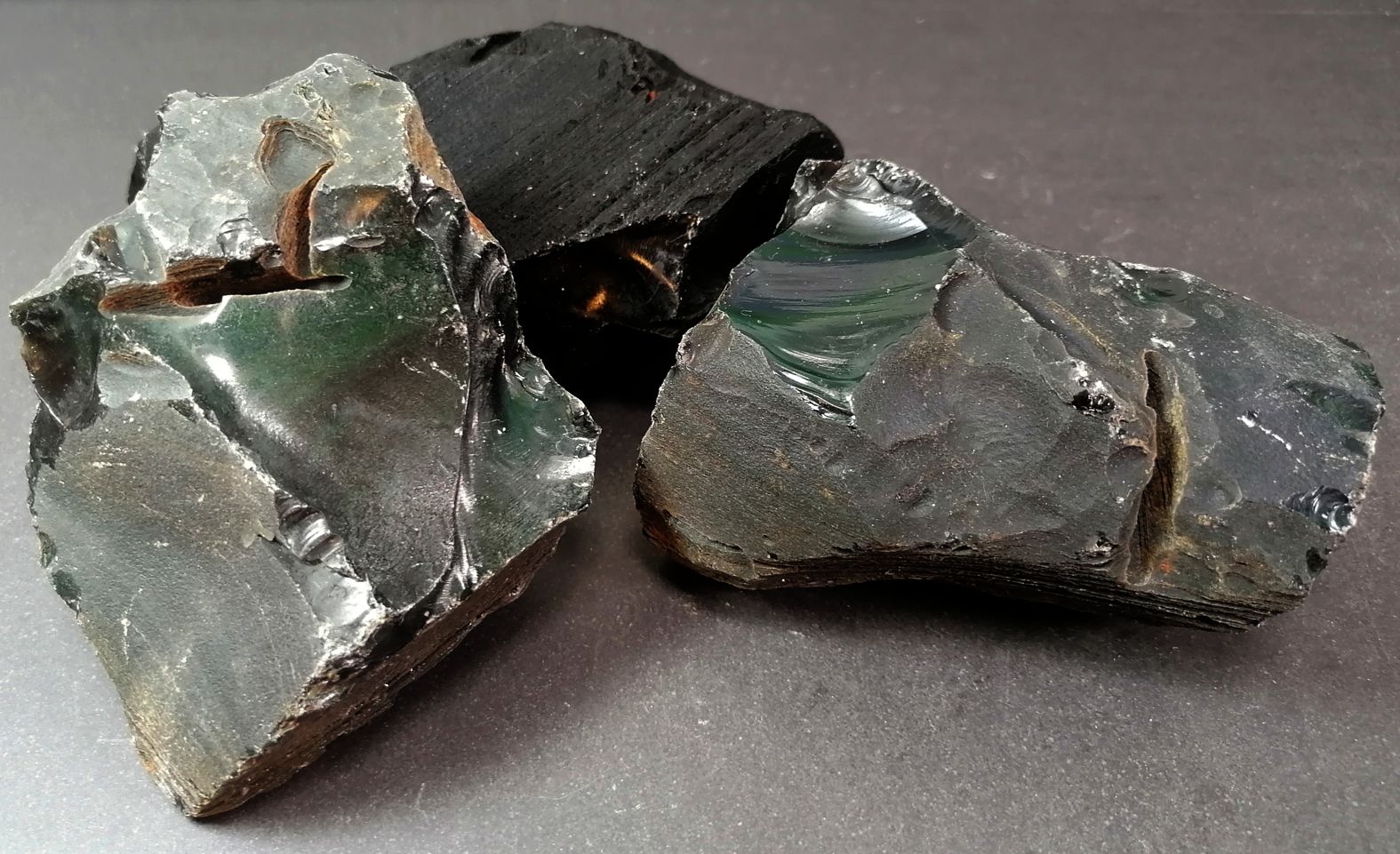 Regnbågs Obsidian,  Rå  - 2