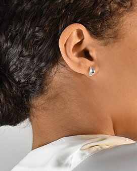Botanica drop earrings