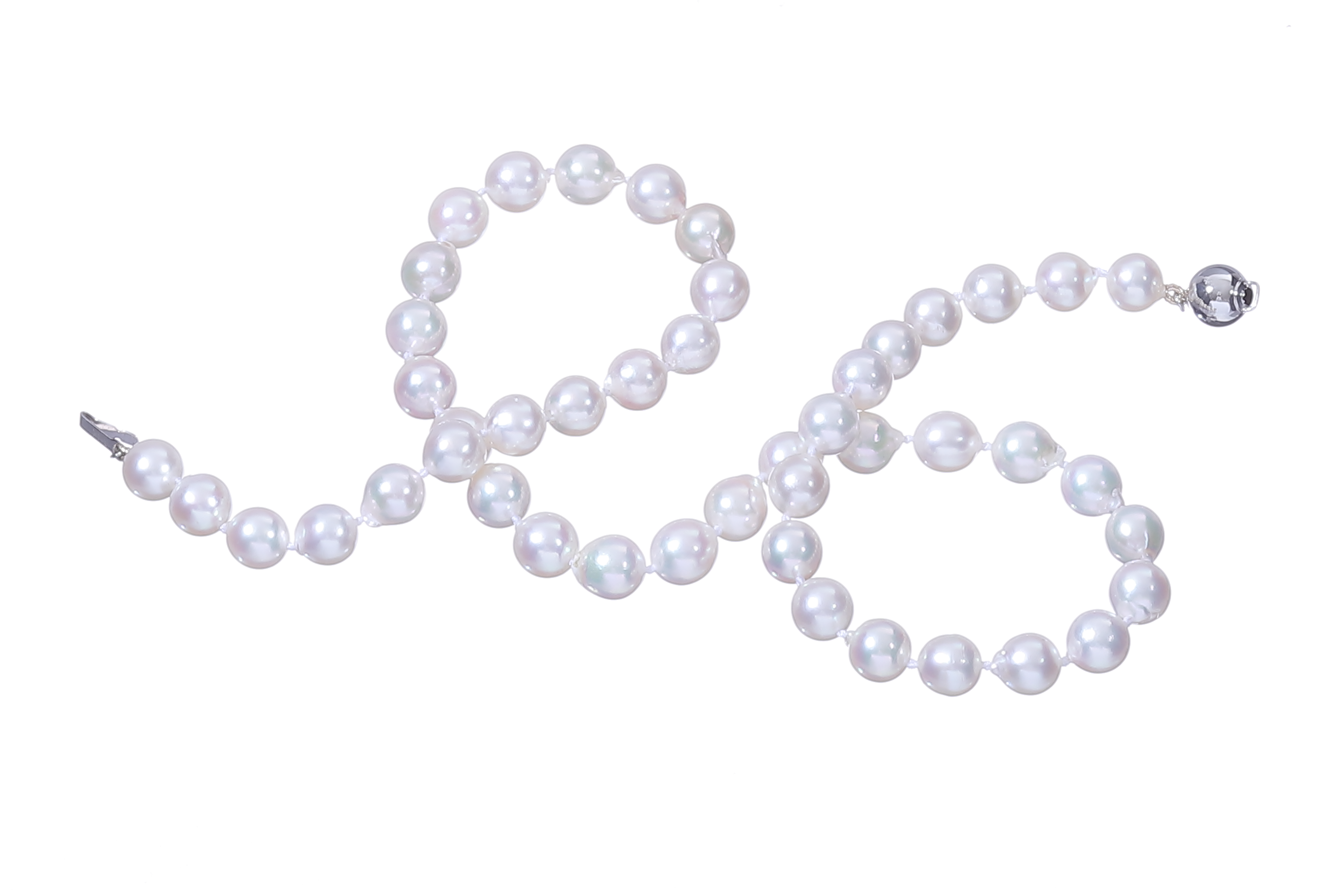 Halskette aus Akoya-Zuchtperlen in Standardqualität mit Verschluss aus Weißgold 7.5–8 mm