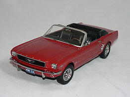 Ford Mustang  Cab  1966    1:18  Norev