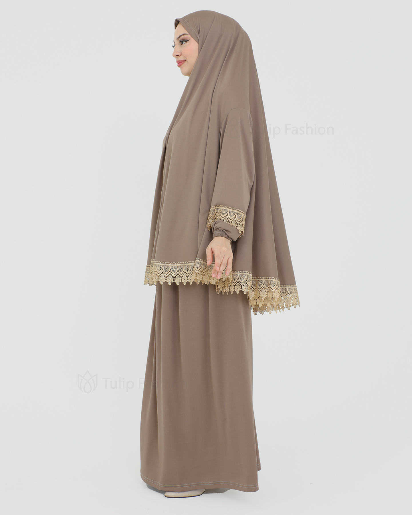 Prayer Clothes Alma - Brown - 2