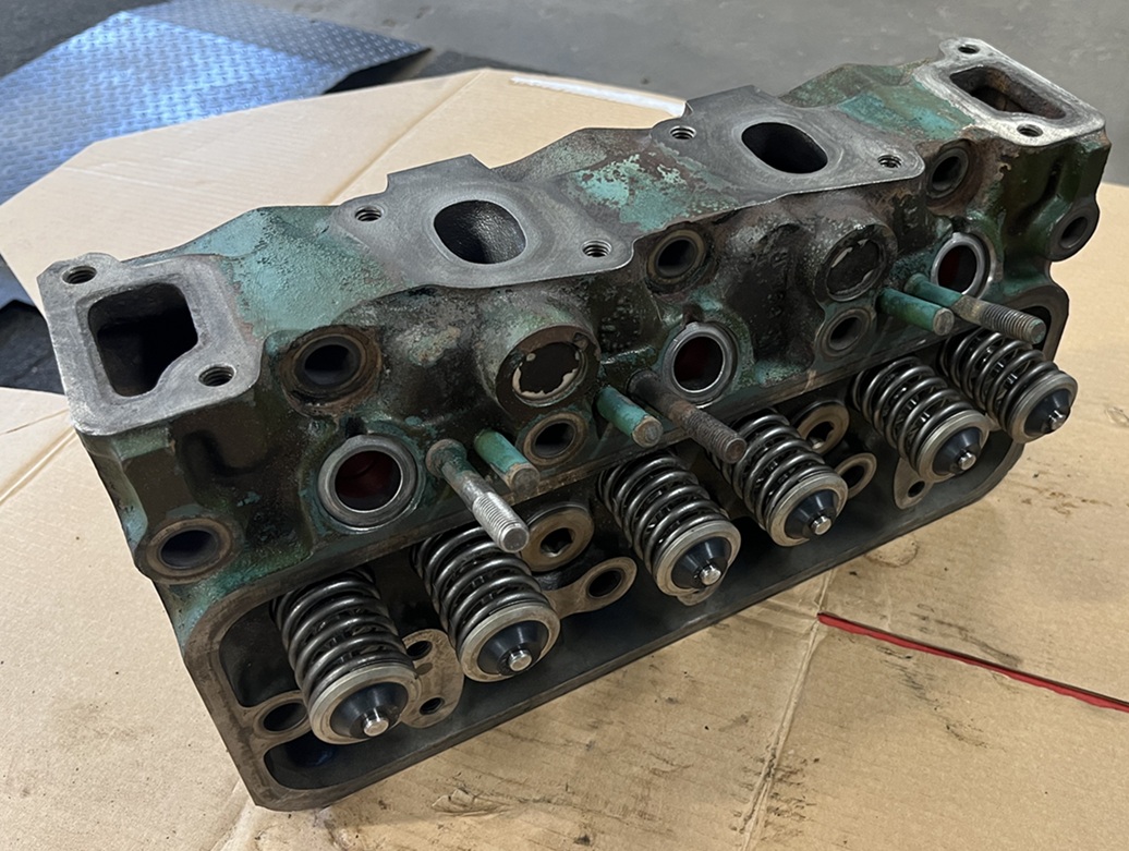 Cylinderhead Volvo TD60B - 2