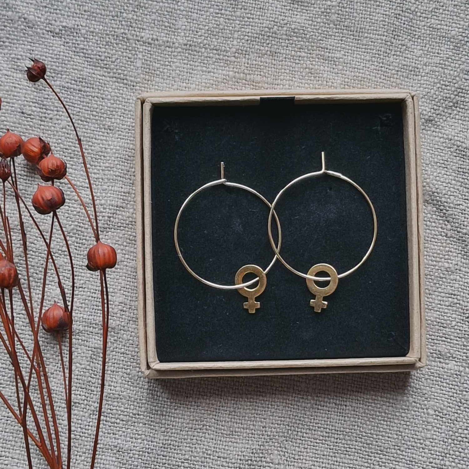 Femme Loops earrings