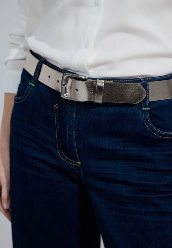 Shiny Foil Belt - Cecil