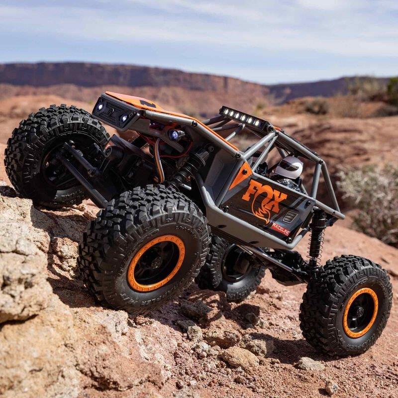 Axial 1/18 UTB18 Capra 4WD Unlimited Trail Buggy RTR, Grey - 2