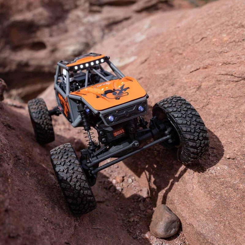 Axial 1/18 UTB18 Capra 4WD Unlimited Trail Buggy RTR, Grey - 3