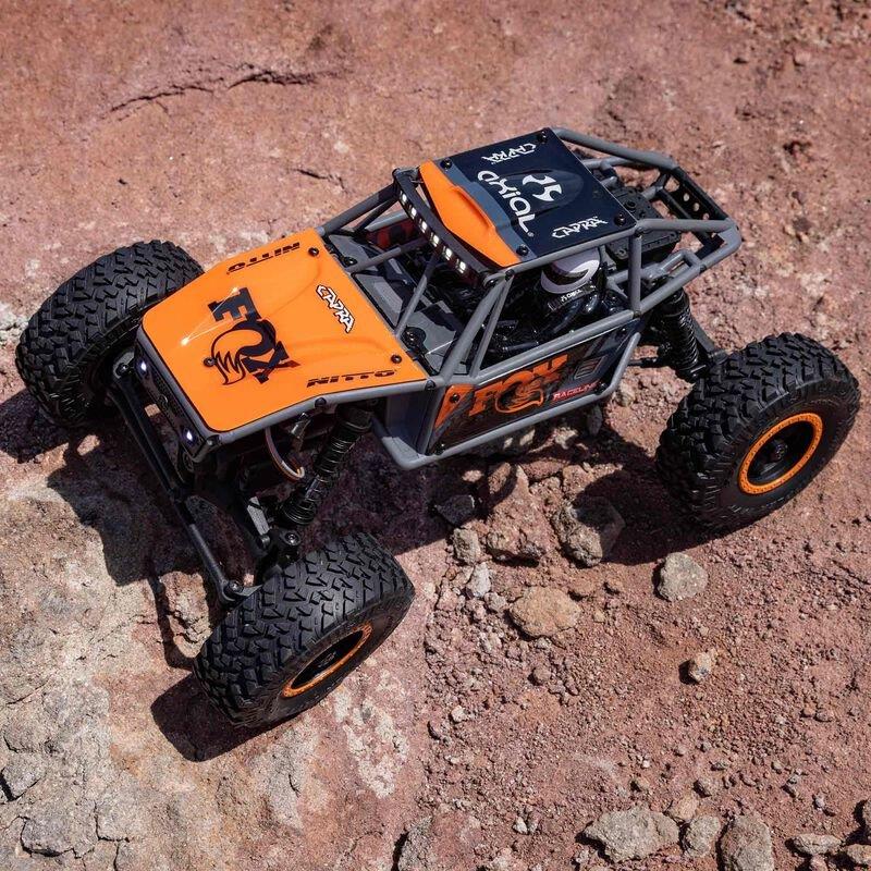 Axial 1/18 UTB18 Capra 4WD Unlimited Trail Buggy RTR, Grey - 4