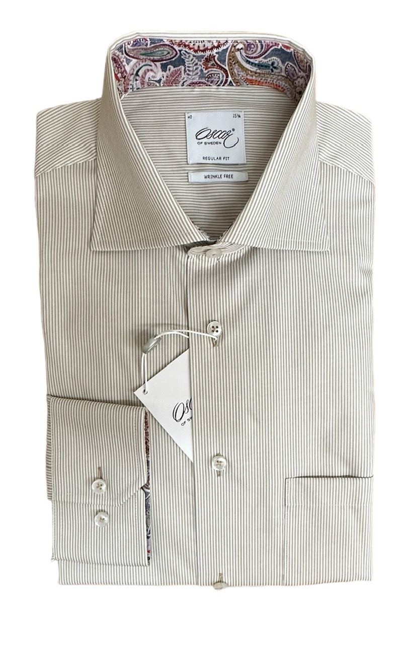 Skjorta ljus beige randig. Från  Oscar Of Sweden  - 2