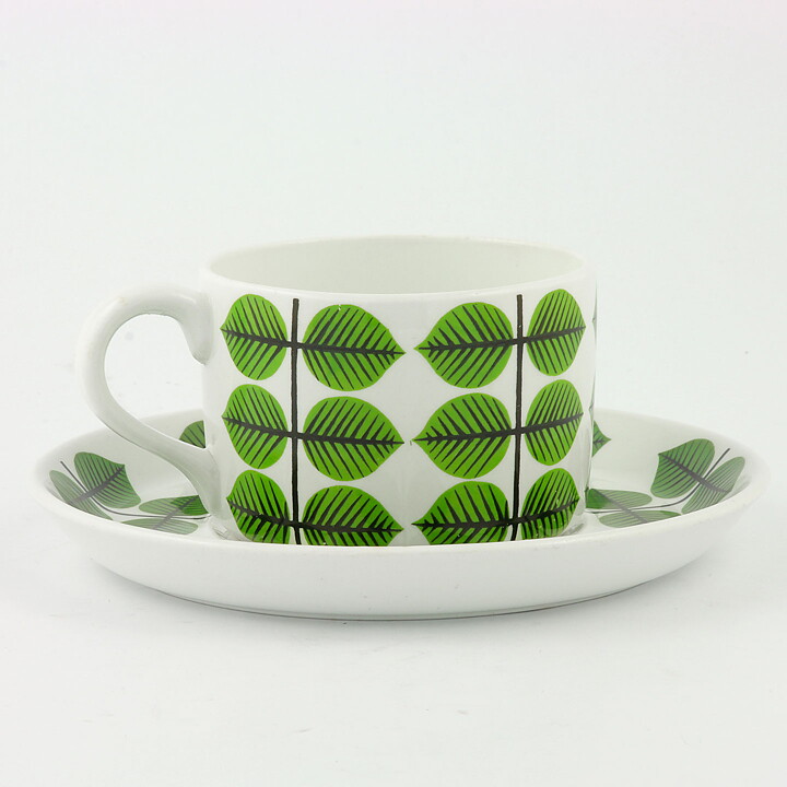 Stig Lindberg (Berså 1961) Teacup with Green Leaf Decor 11,5 cm (2)