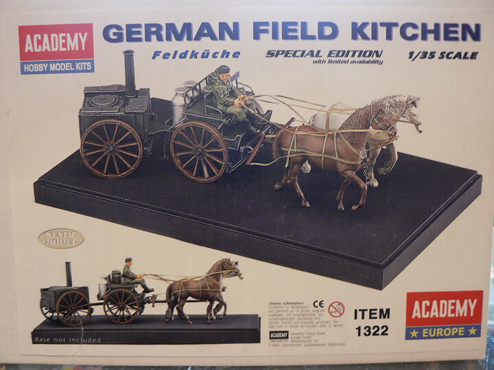 German Field Kitchen    1:35  Academy