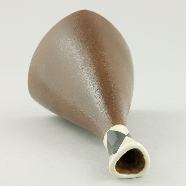 Karin Björquist (Prunella 1950s) Brown Pyramid Vase with Black/White Details 14 cm