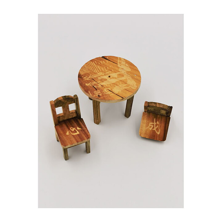 Dollhouse Second Hand - Kitchen table and chairs Lundby Scale