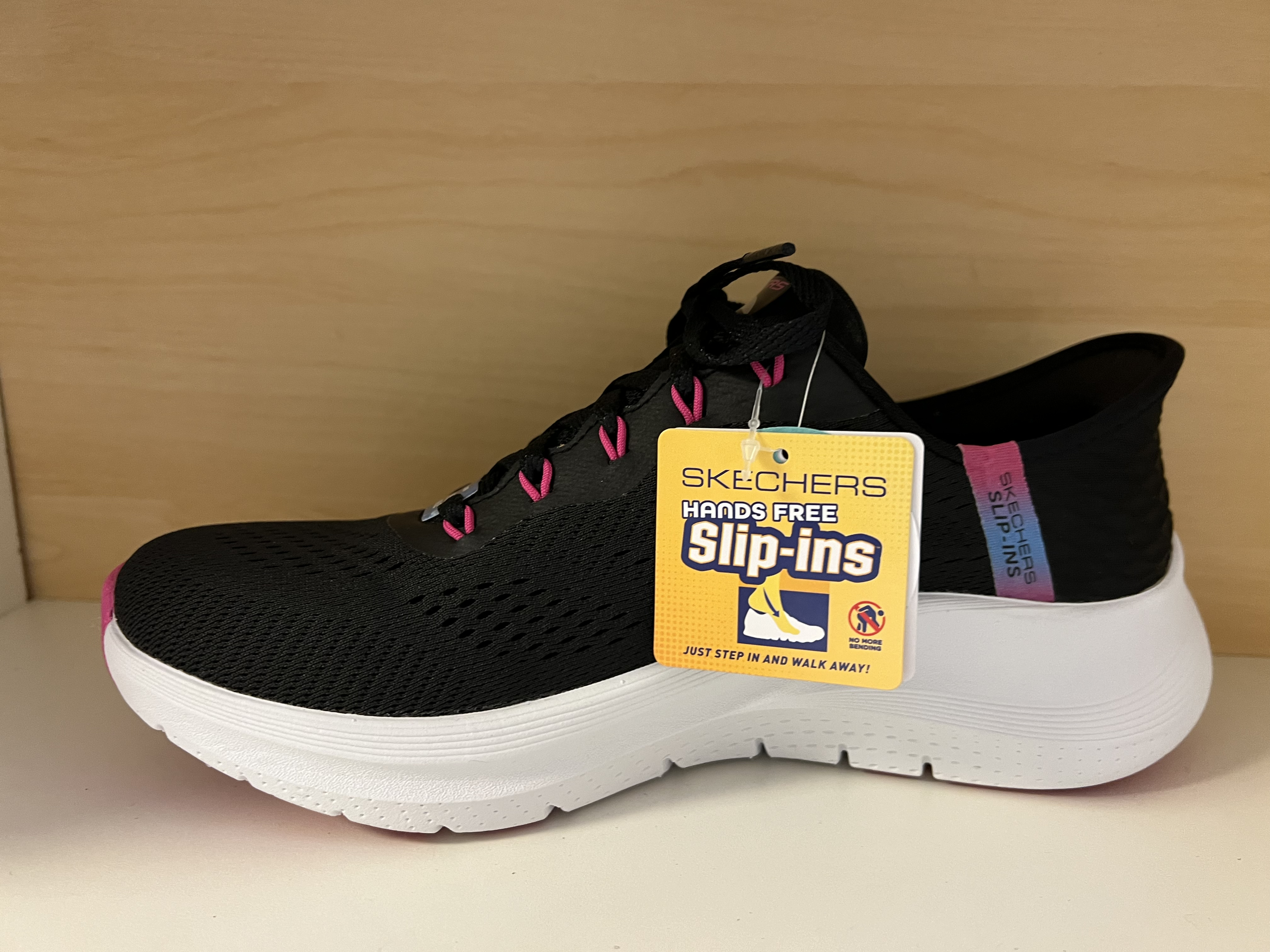 SKECHERS  Womens Arch Fit,  Slip-ins, snörning. Black Hot Pink. - 5