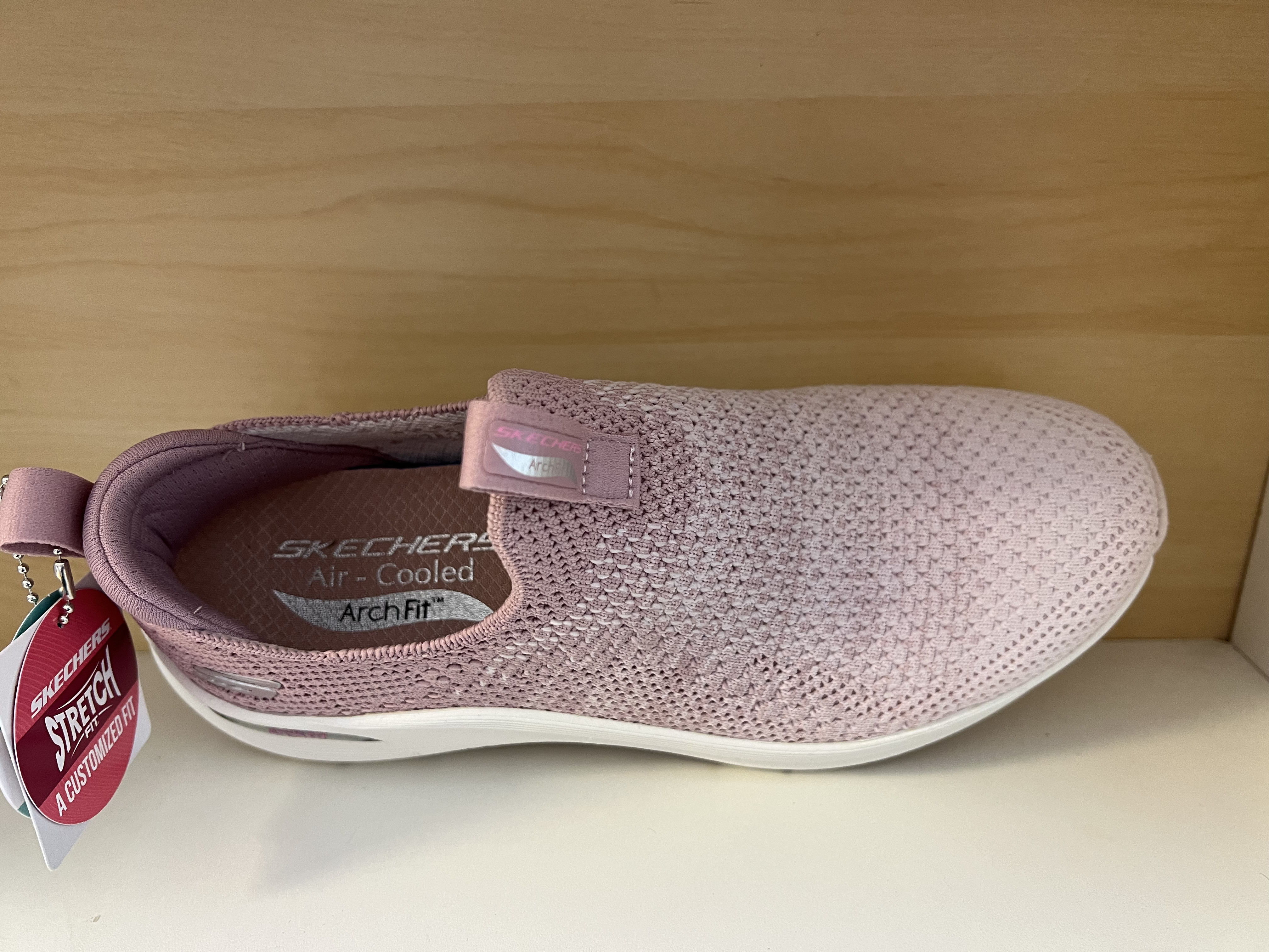 SKECHERS  Womens Arch Fit   - 4
