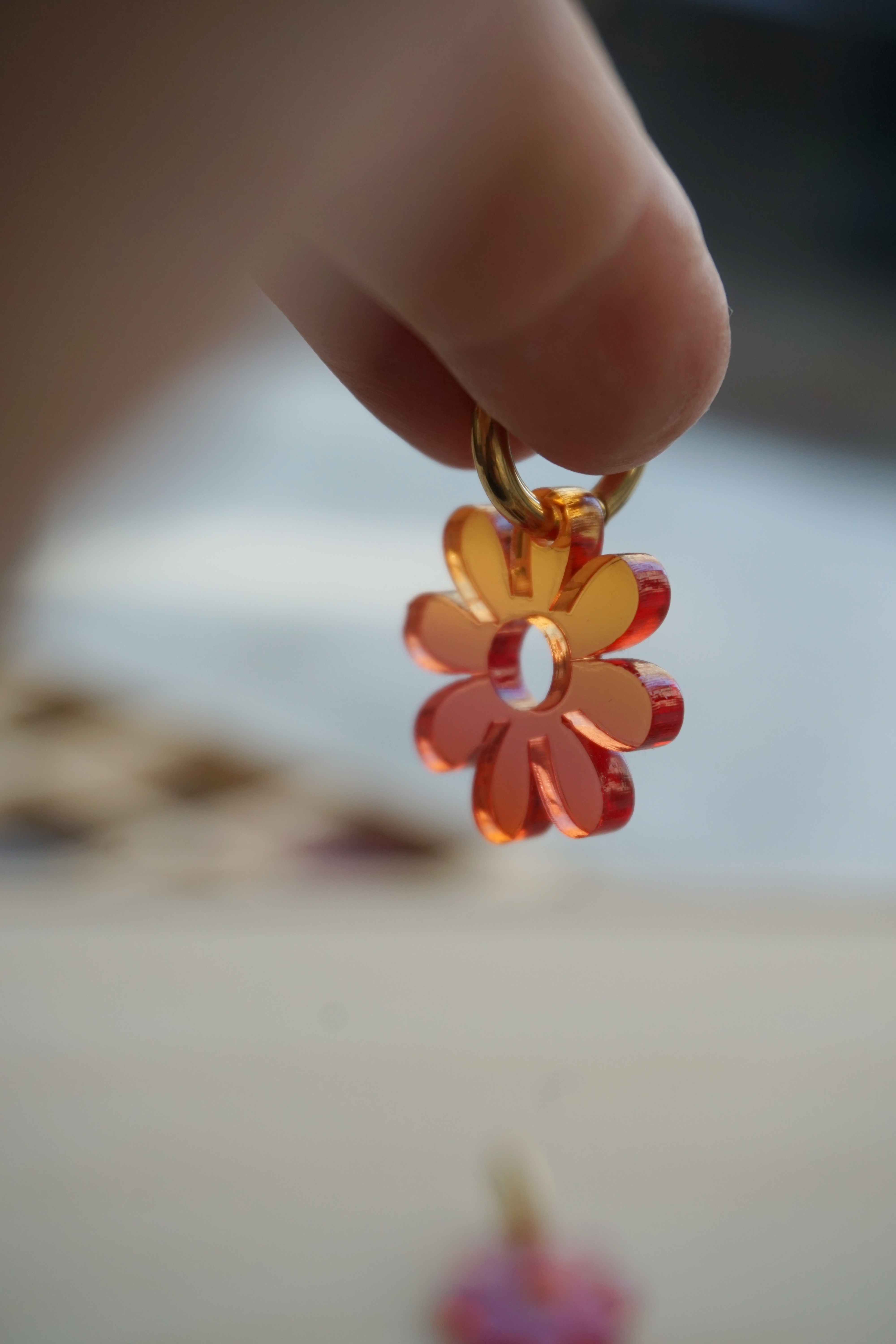 peach melba flowers pendants - 2