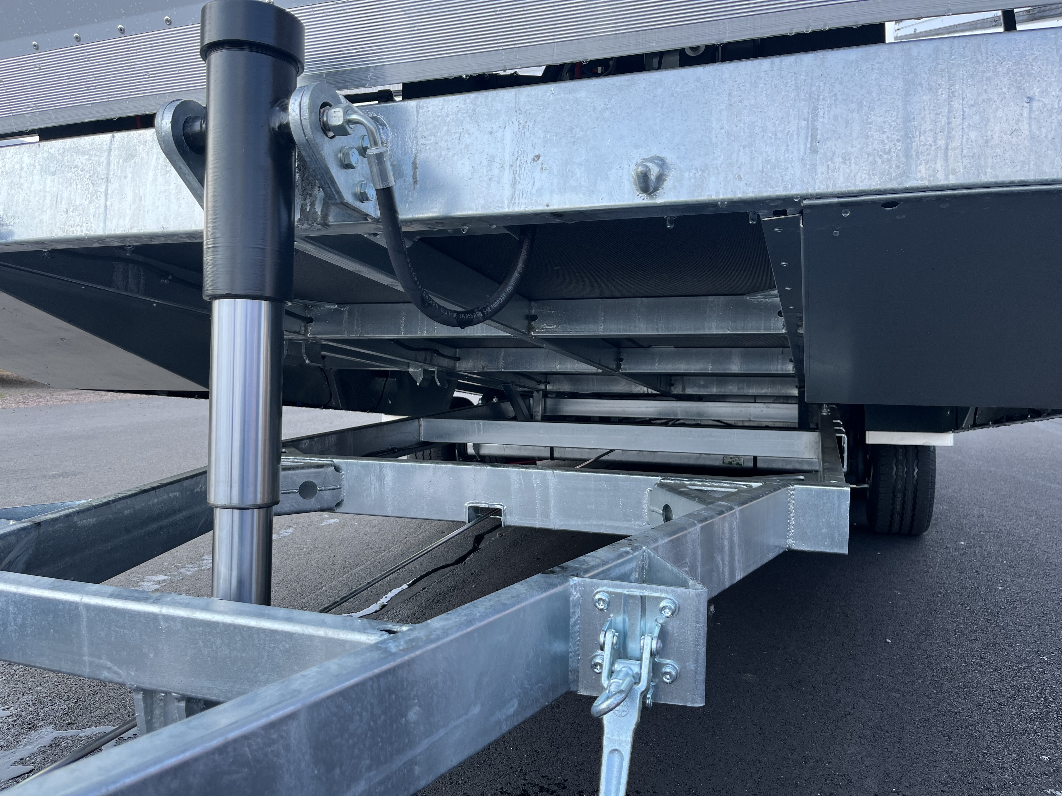 4P TrackDay 550TD G2 Biltrailer 210 x 550 cm 2 axlad - 8