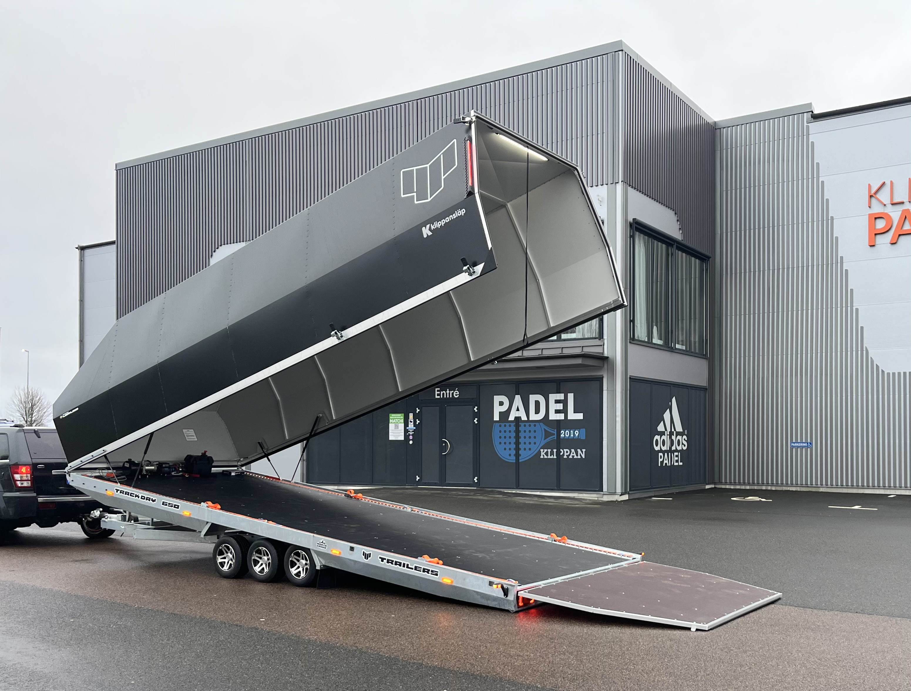 4P TrackDay 550TD G3 Wide Biltrailer 237 x 550 cm