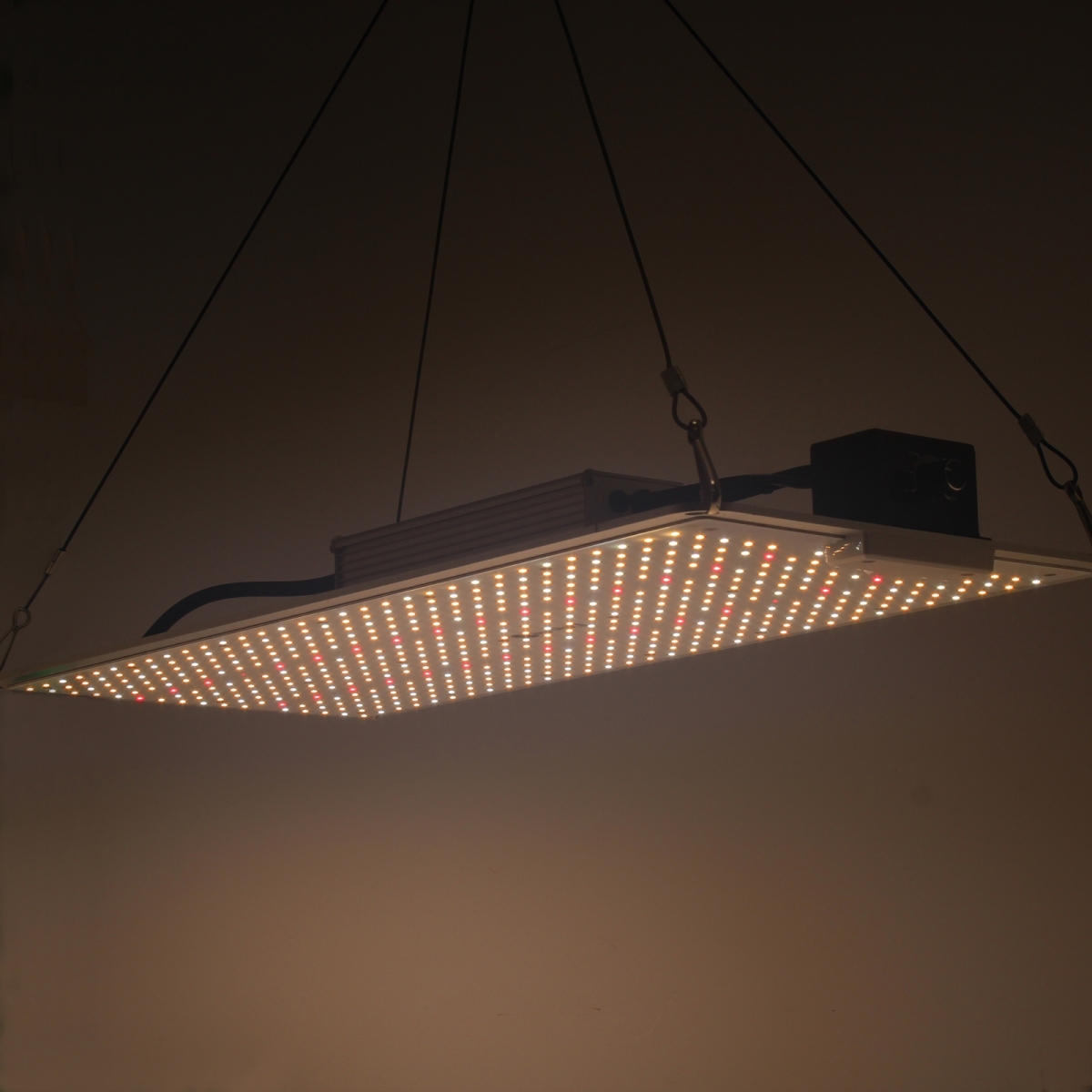 AGROLIGHT  LED - Quantom Board 240W - Dimbar - 3