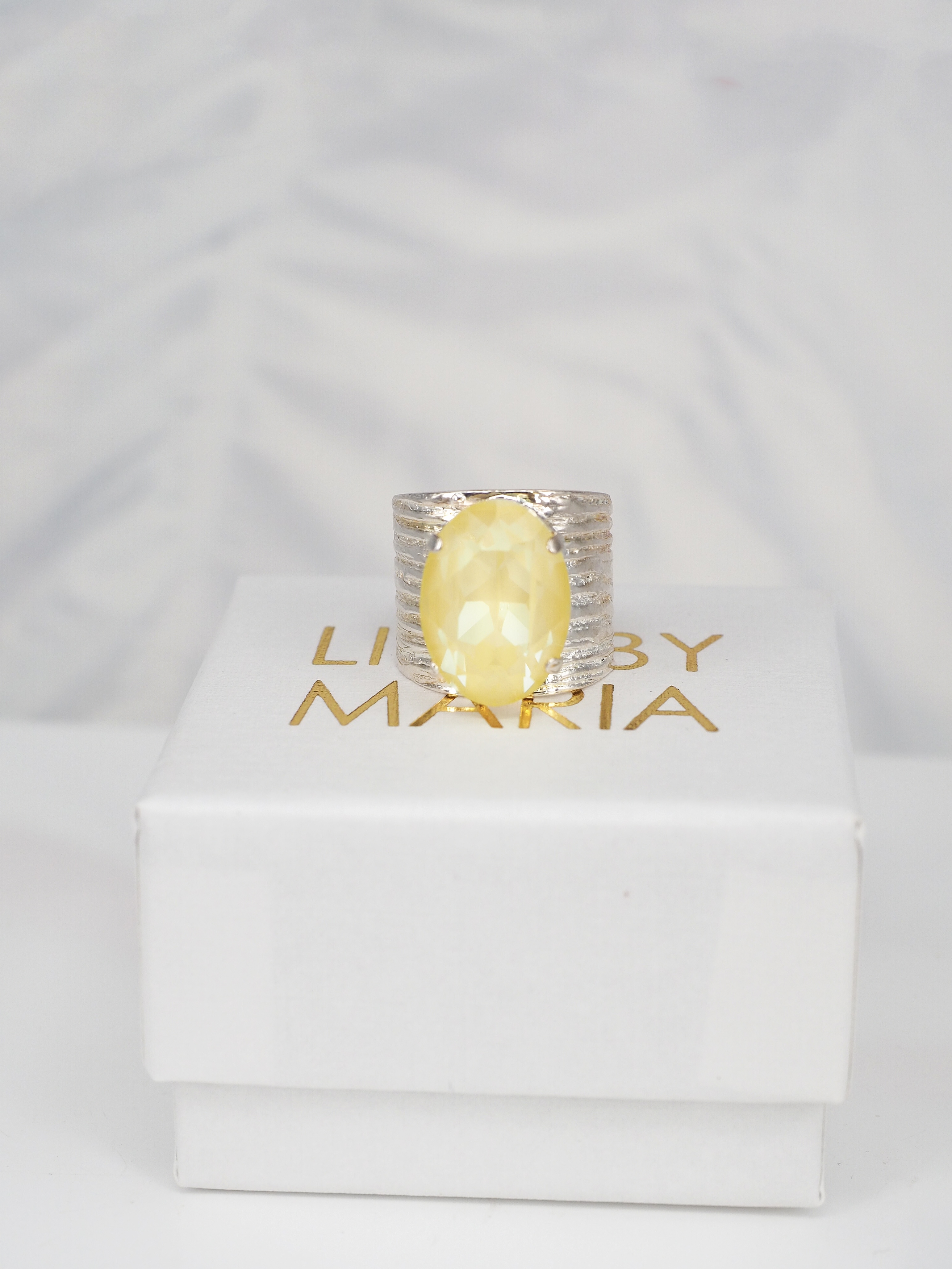 Ring Cleo Soft Yellow Ignite Silver