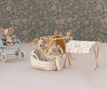 Maileg - Nursery table, Baby mouse - Rose