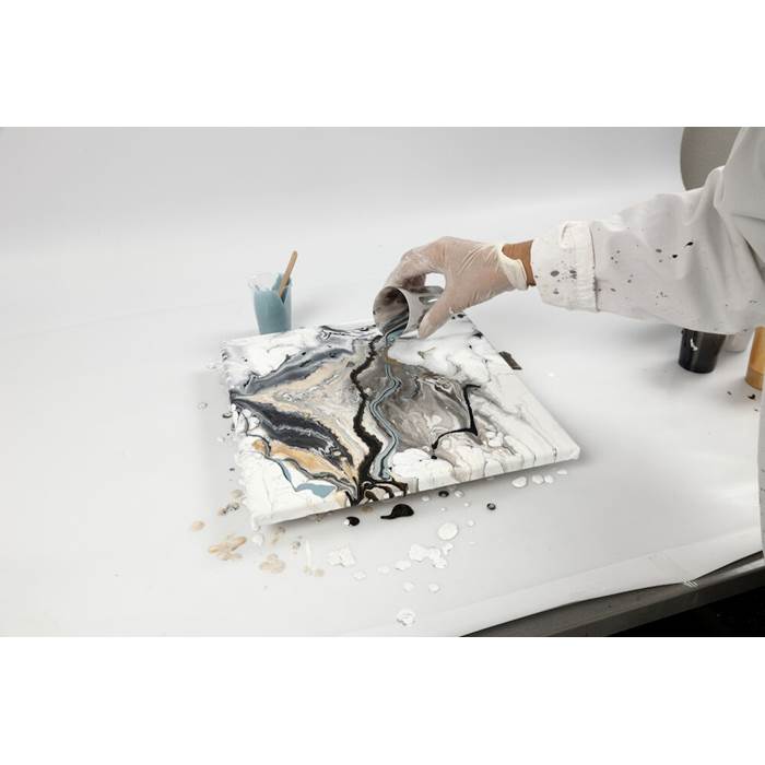 Pouring-Fluid 750ml - 4