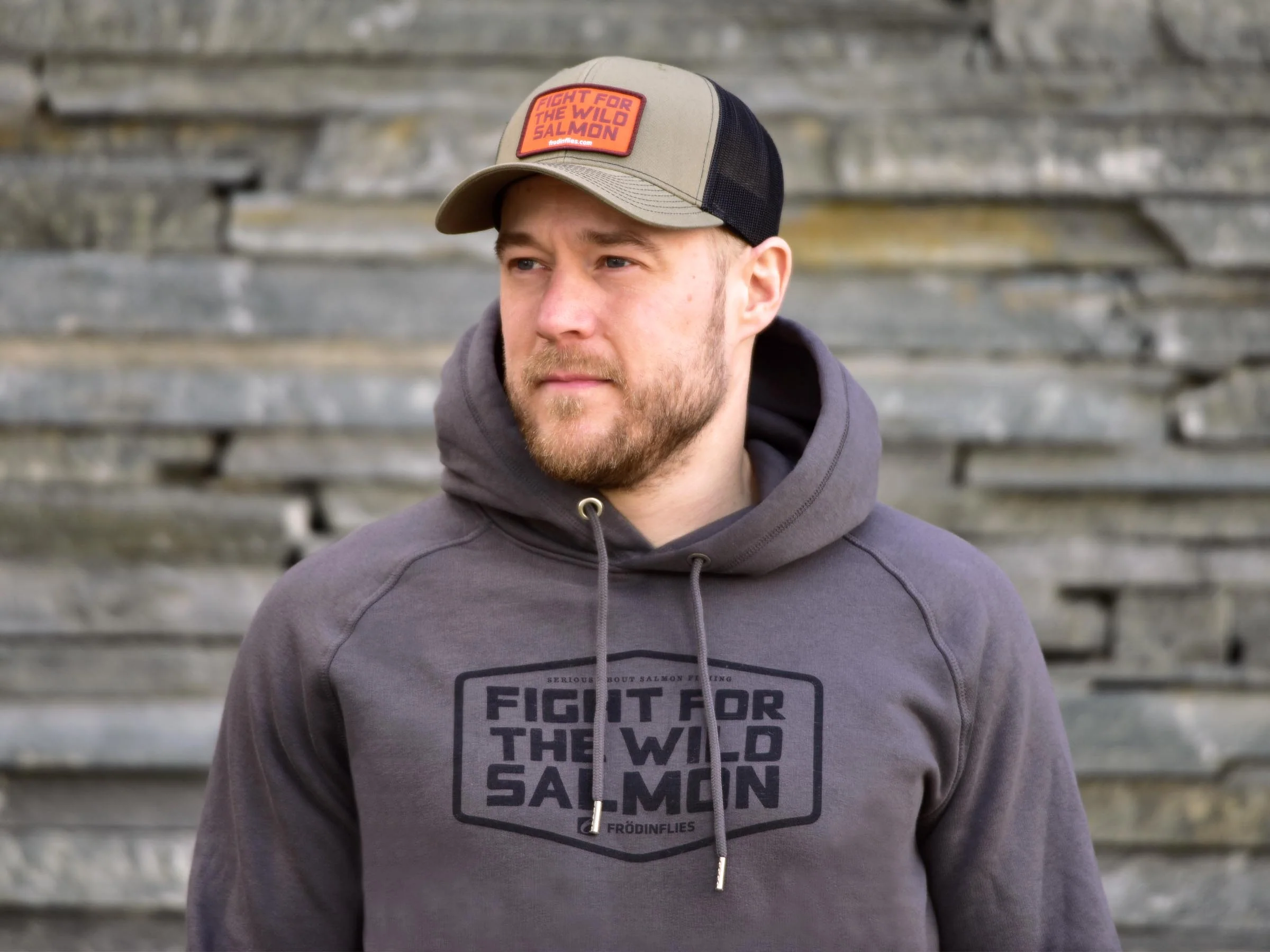 Mikael Frödin - ‘Wild Salmon Hoodie - Graphite Grey - 2