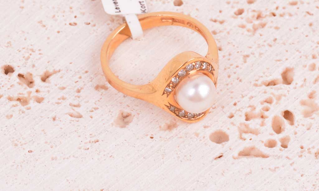 Helmi sormus 18k ja 0,13ct timantteja, Vintage - 5