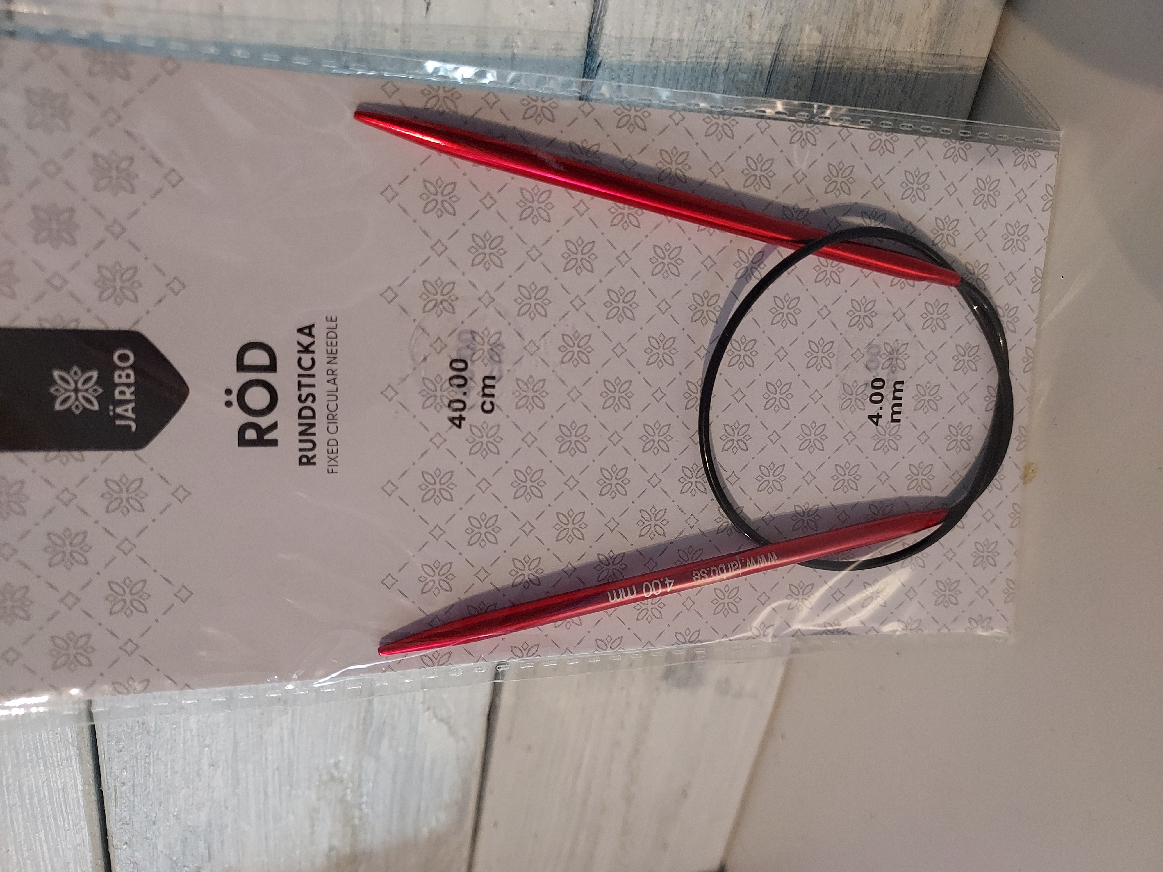 Rundsticka 40cm 4mm I metall