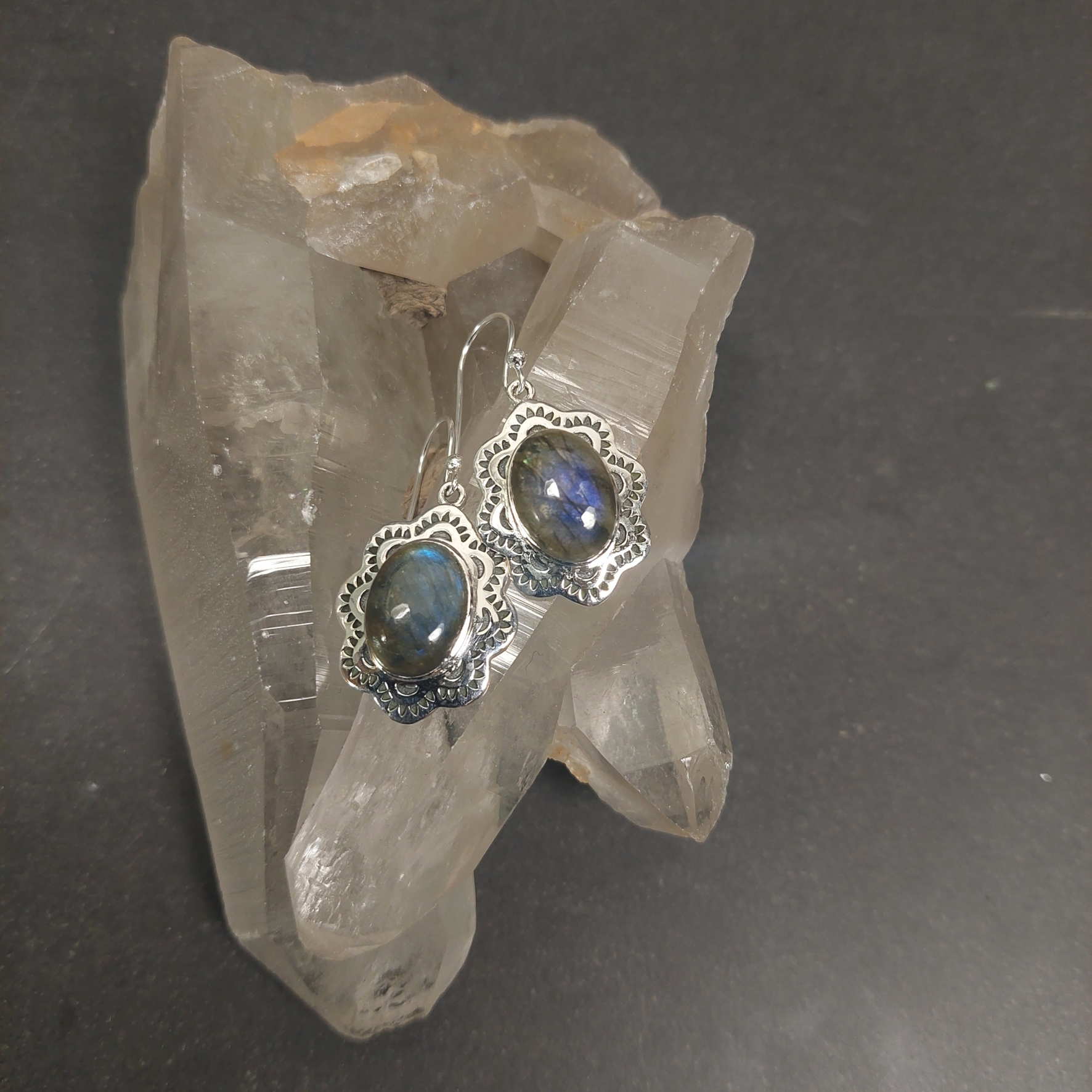 Örhängen i Silver med Cabochon slipad Sten - 4