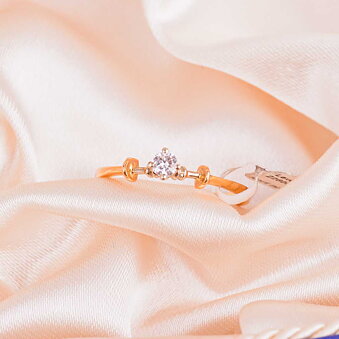 Guldring Solitaire 18k med 1x0,10ct, Vintage