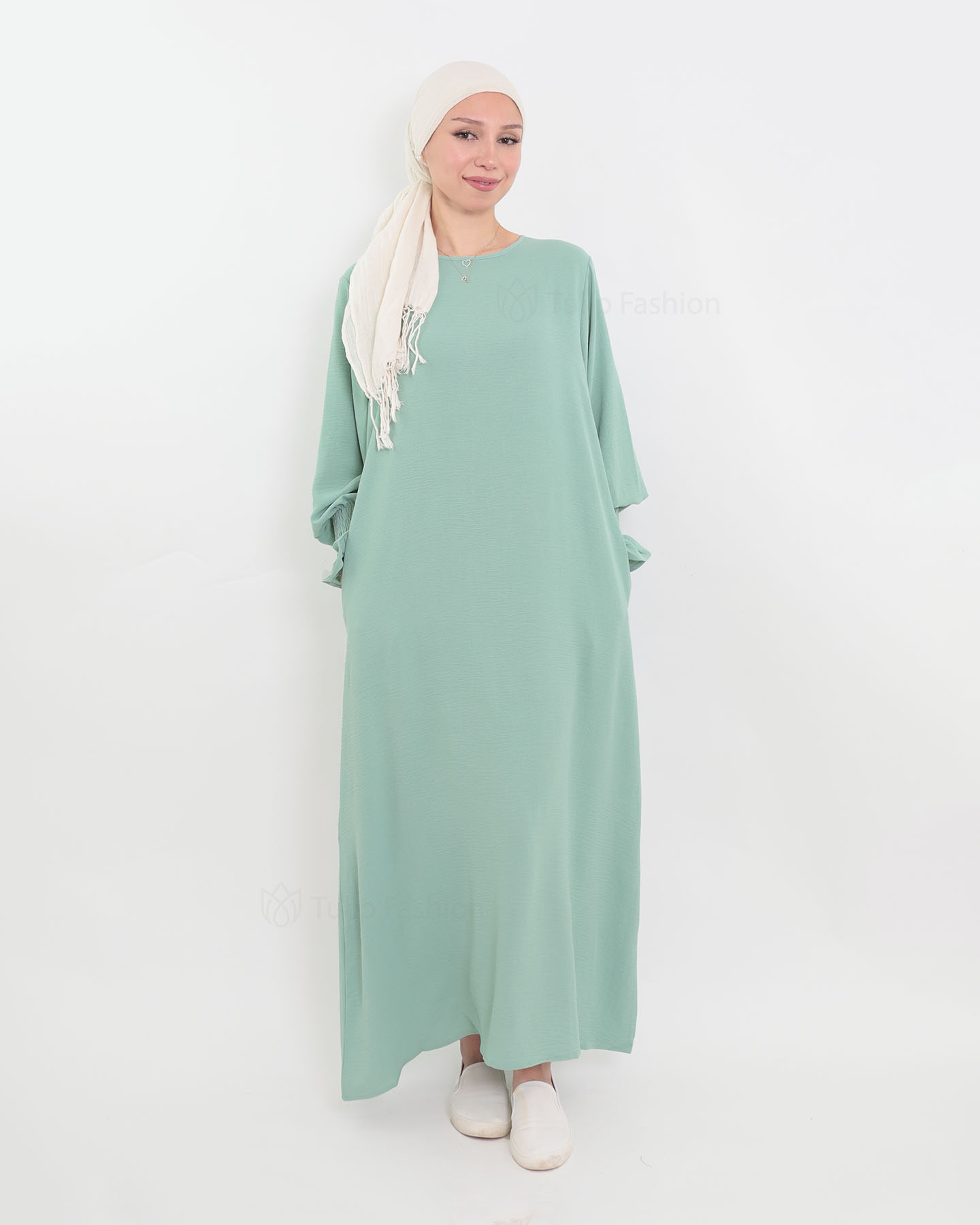 Maryam  Abaya - Pistachio Green