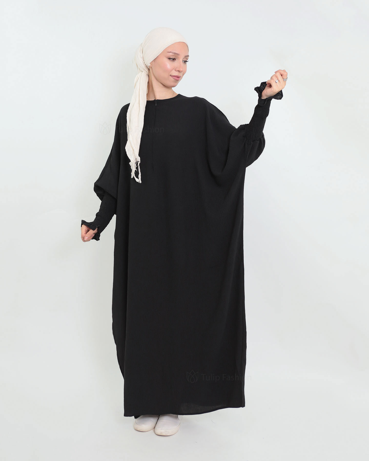 Maryam  Oversized Abaya - Black - 4