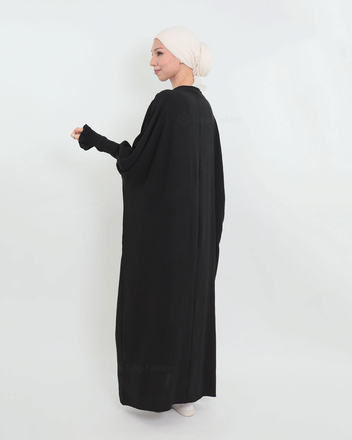 Maryam  Oversized Abaya - Black - 5