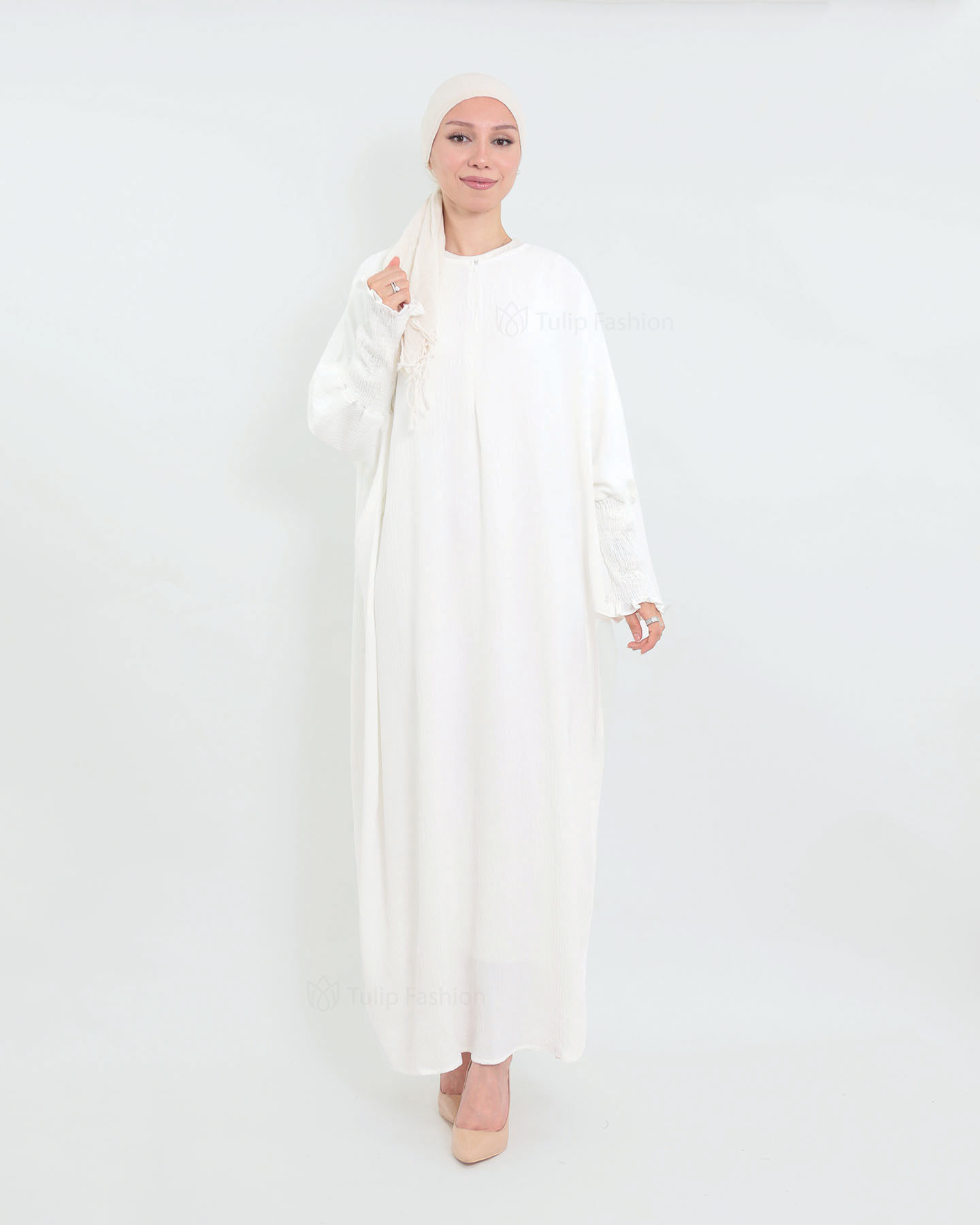 Maryam  Oversized Abaya - White