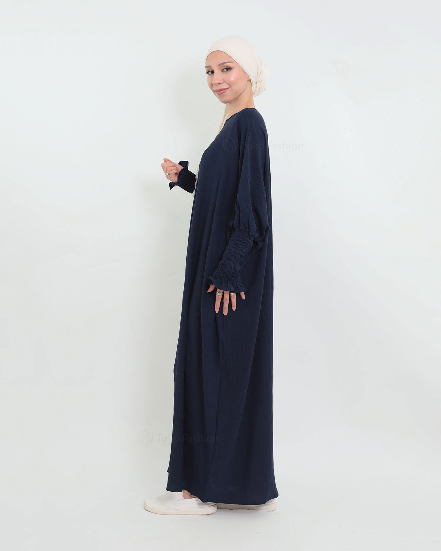 Maryam  Oversized Abaya - Midnight Blue - 4