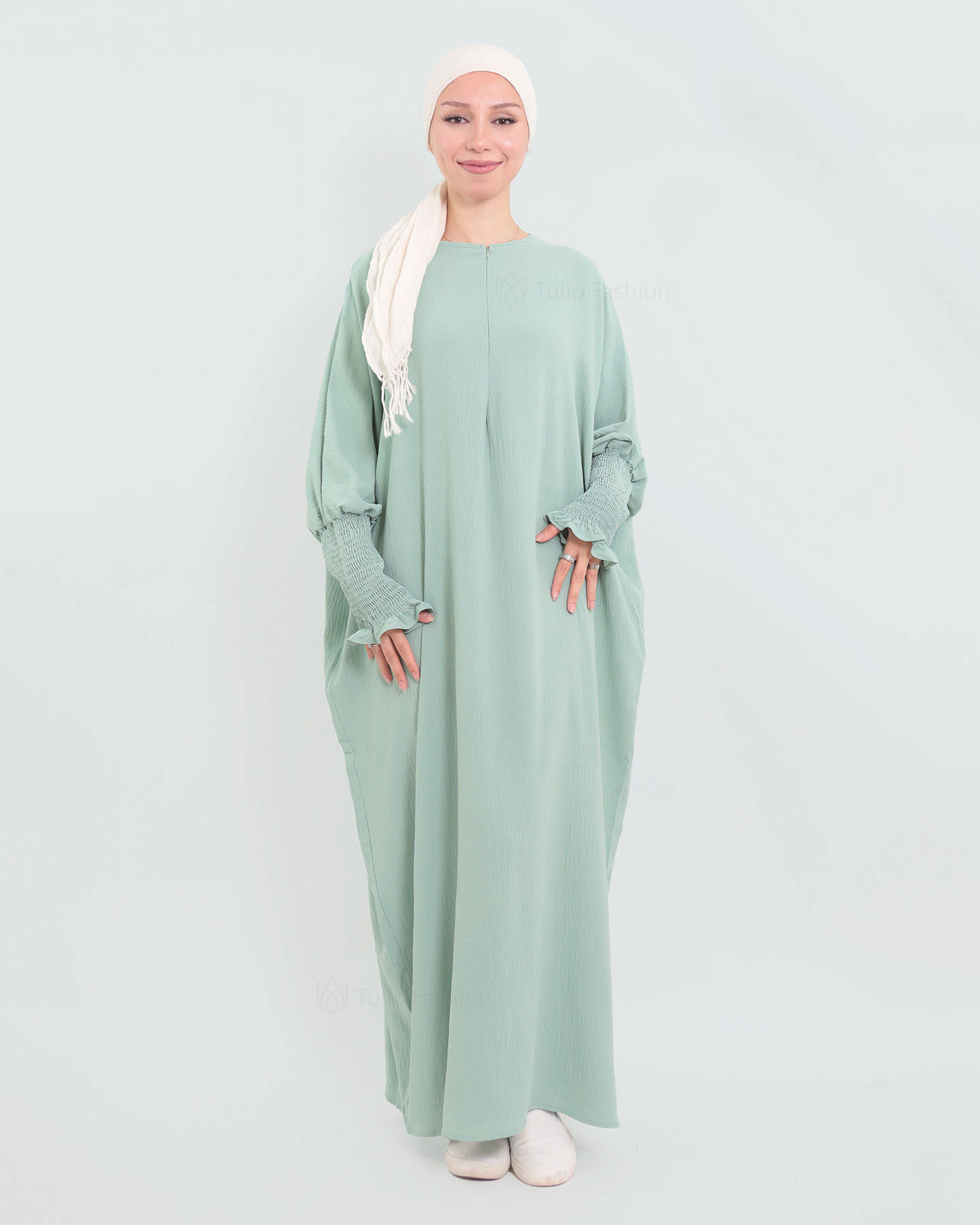 Maryam  Oversized Abaya - Pistachio Green