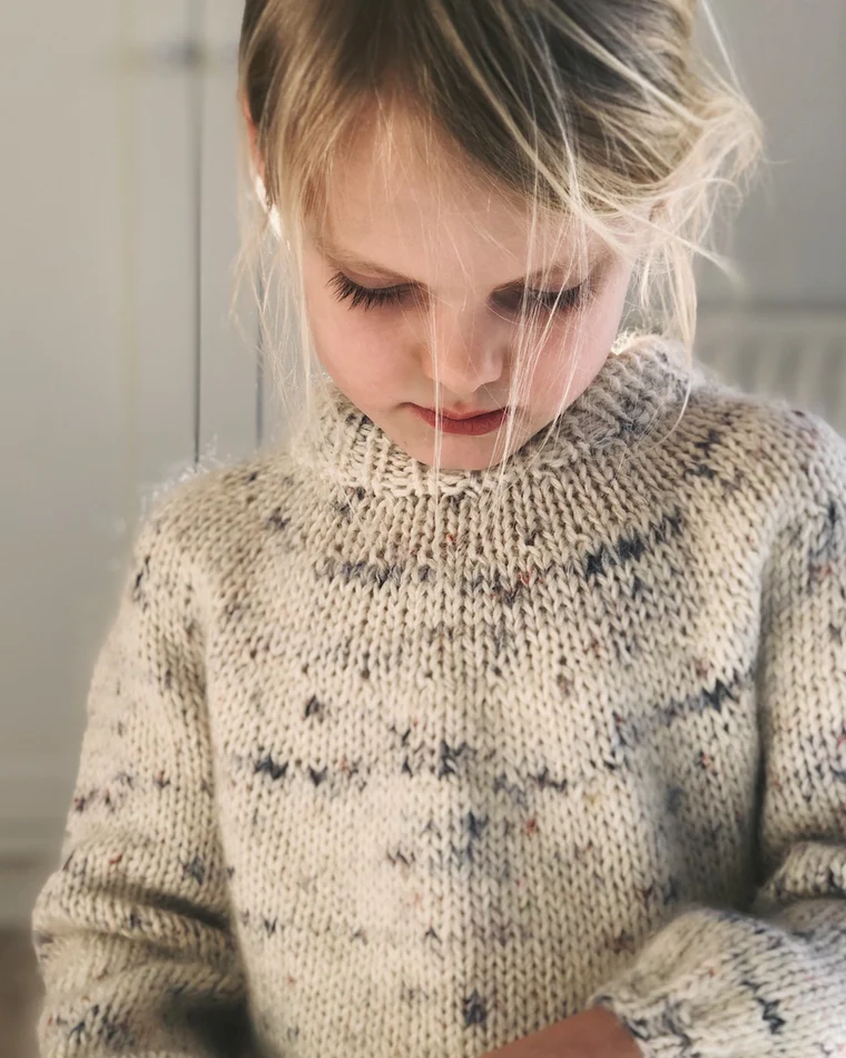 Novice Sweater Junior | PetiteKnit  - 3