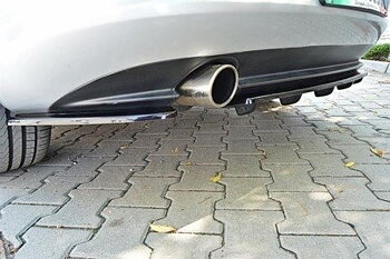 Maxton - CENTRAL REAR SPLITTER ALFA ROMEO 159 (WITH VERTICAL BARS)