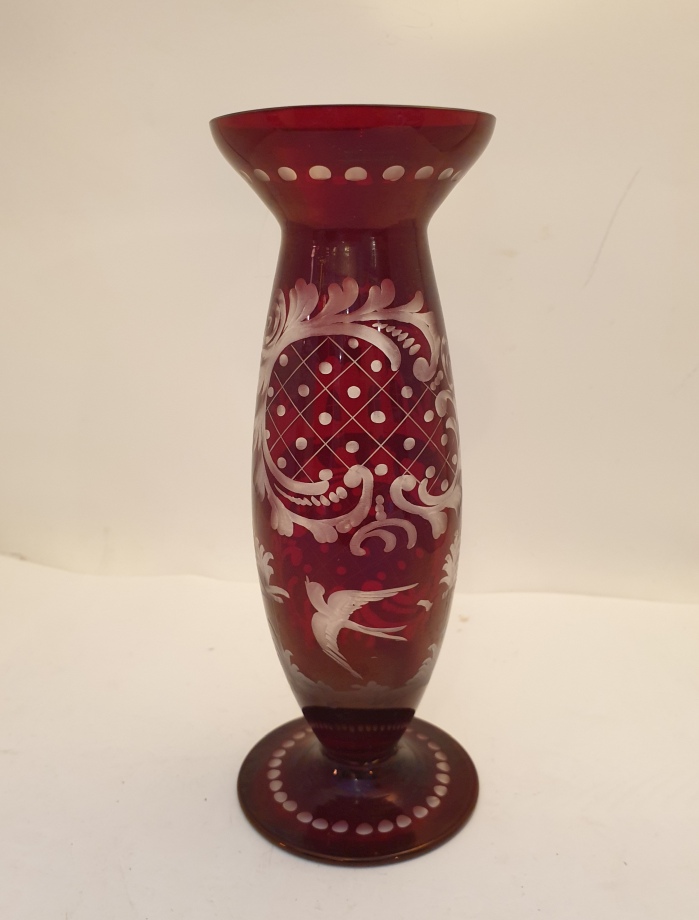 Bohemian vase red overlay - 2