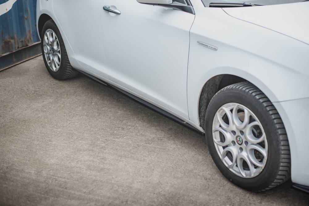 Maxton - SIDE SKIRTS DIFFUSERS V.2 ALFA ROMEO GIULIETTA - 2