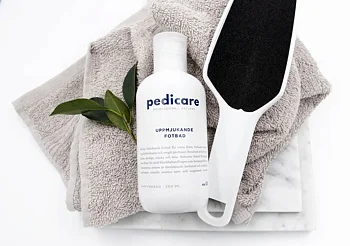 Pedicare Nr 01 - 250 ml - Uppmjukande fotbad mot trötta fötter