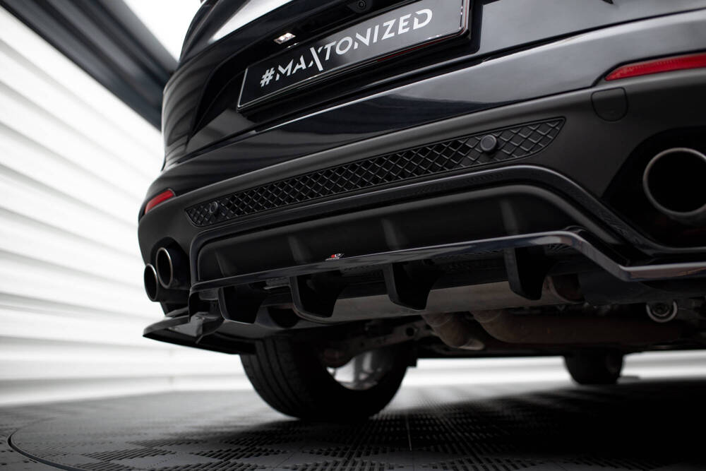 Maxton - CENTRAL REAR SPLITTER (WITH VERTICAL BARS) ALFA ROMEO STELVIO QUADRIFOGLIO MK1 - 2