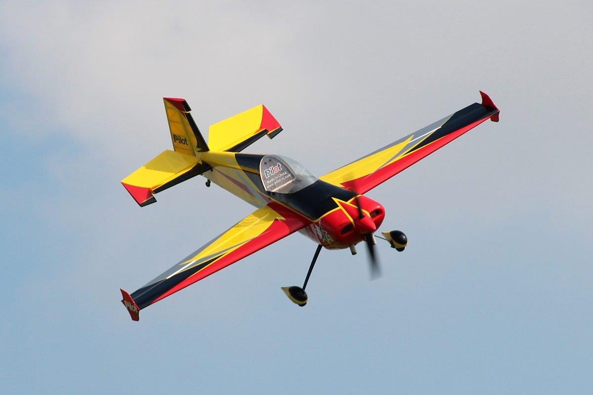 Pilot RC Slick 2600mm 120cc Yellow-Red-Black 103tum - 13