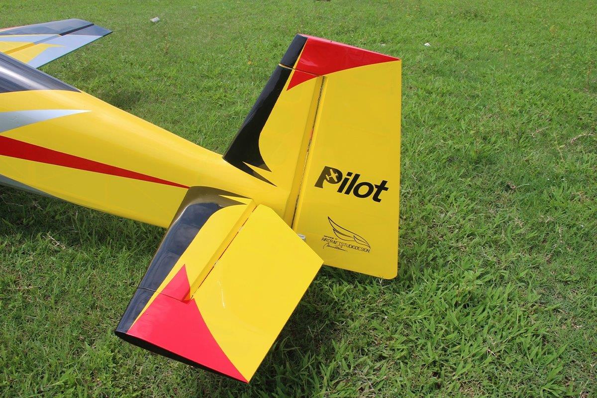 Pilot RC Slick 2600mm 120cc Yellow-Red-Black 103tum - 6