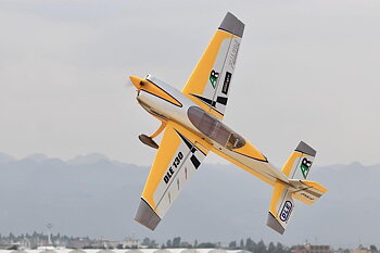 Pilot RC Extra NG 1970mm 35cc Yellow-Silver 78tum