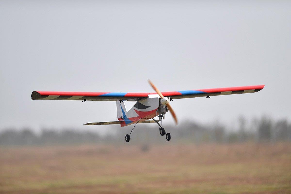 Pilot RC Trainer V2 2290mm Red-Blue-Black 90tum - 2