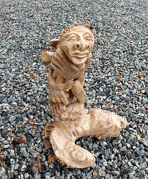 Bamburot Staty, Skogsväsen /  Troll 